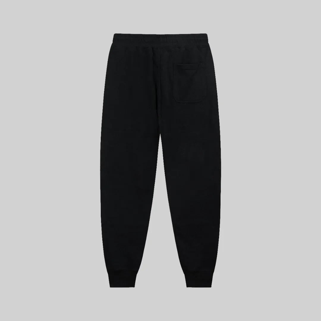 P270 top version, different currency) ✨ chromehearts/Chrome Hearts catwalk style Slim-fitting lines simple printed letter Logo sweatpants 380g weight compatible with all body types Black and white drawstring design on the waist elastic band Customized drawstring pockets with diagonal pocket design on both sides There is also a small pocket on the rear Color: black gray Size S-XL